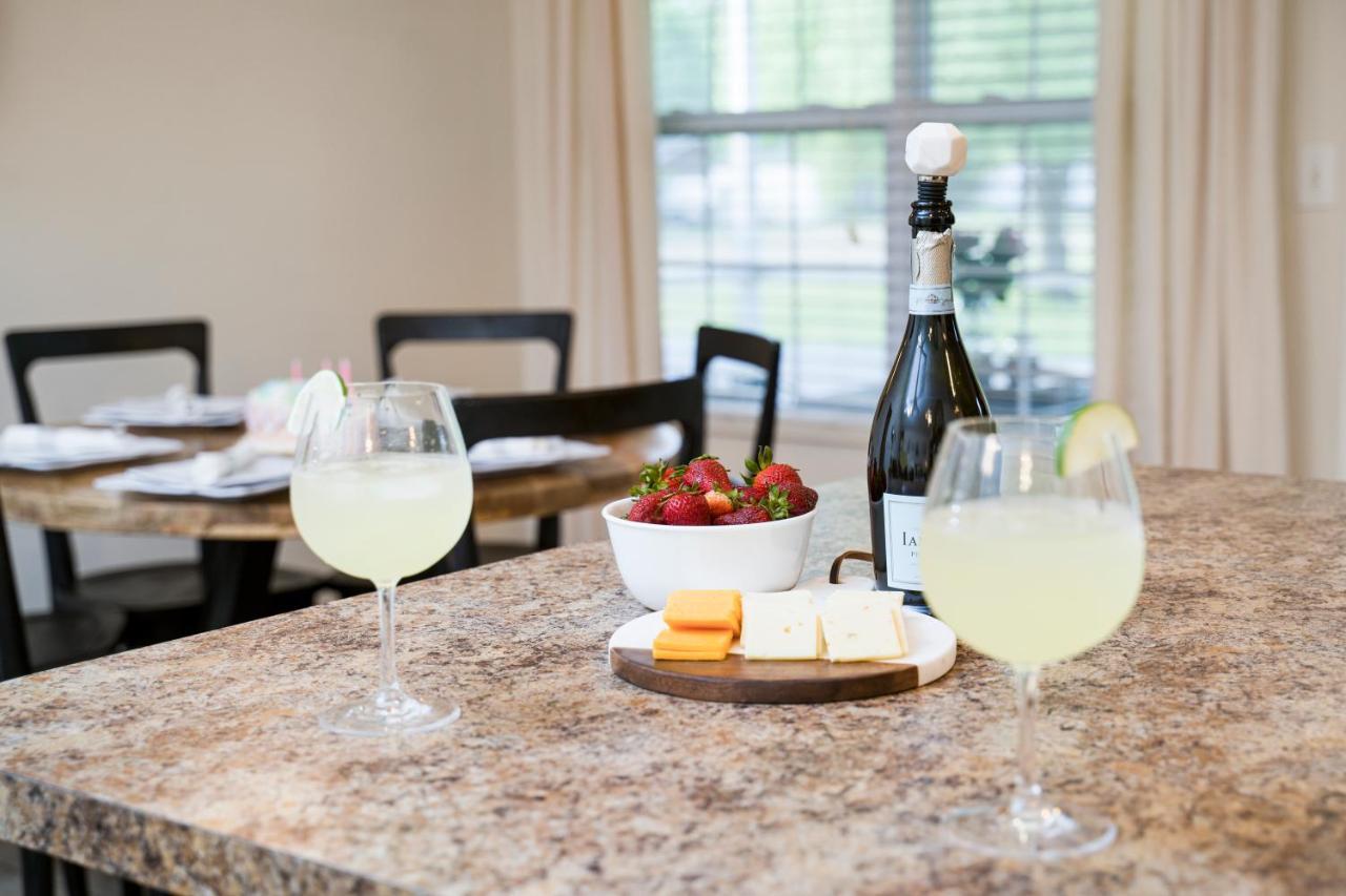 Luxe Quiet Townhouse W/Parking/Pool/By Dollywood Villa Pigeon Forge Eksteriør bilde