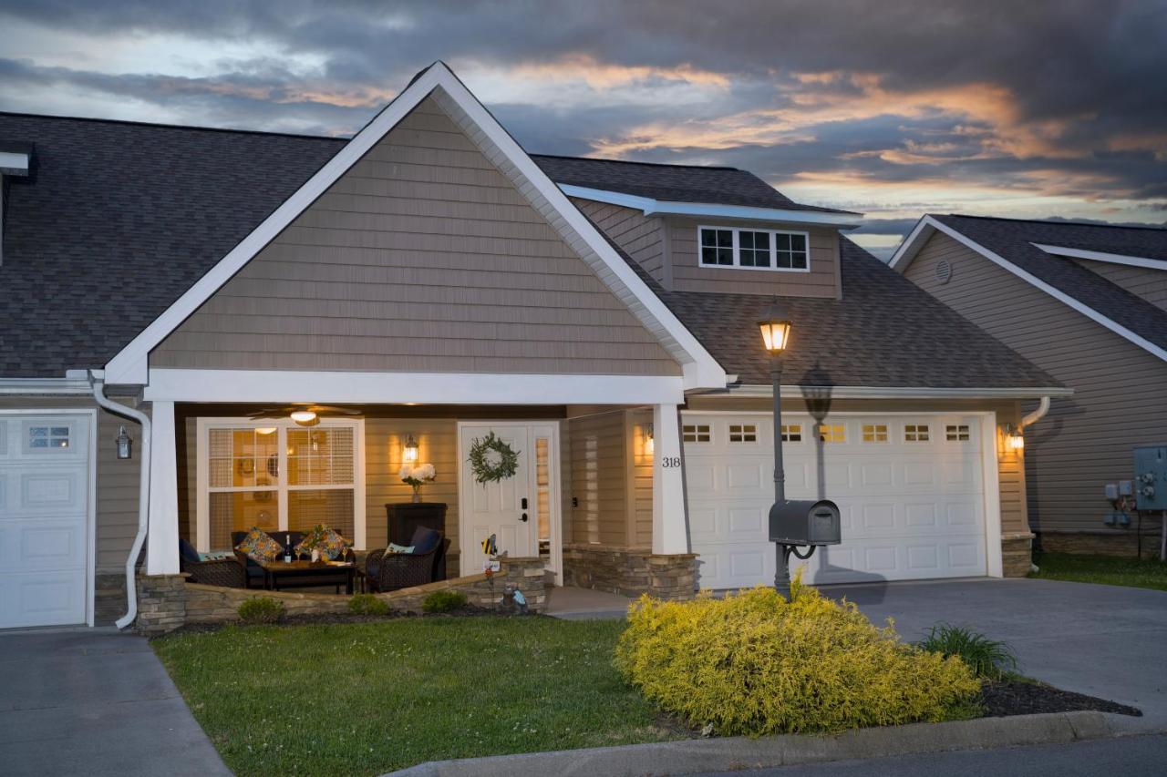 Luxe Quiet Townhouse W/Parking/Pool/By Dollywood Villa Pigeon Forge Eksteriør bilde